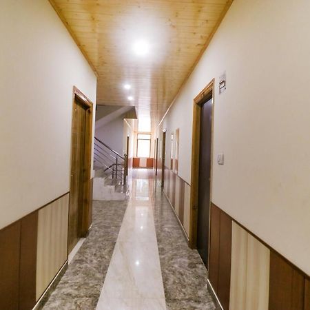 Fabhotel Castle Rock Manāli Zewnętrze zdjęcie